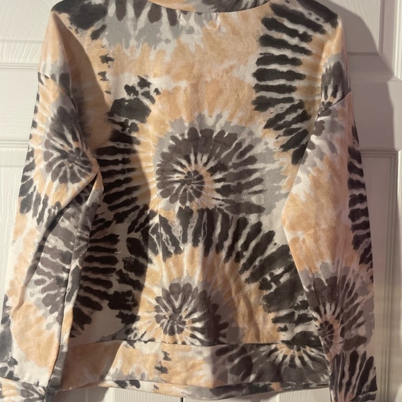 Urban Planet Tie-Dye Grey, White and Peach Wool Sweater - Picture 6 of 6